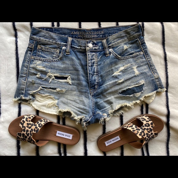 American Eagle Outfitters Pants - NWOT high-rise distressed shorts